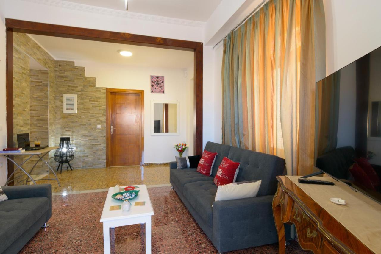 House For Families Near The Lake Agios Nikolaos  Bagian luar foto